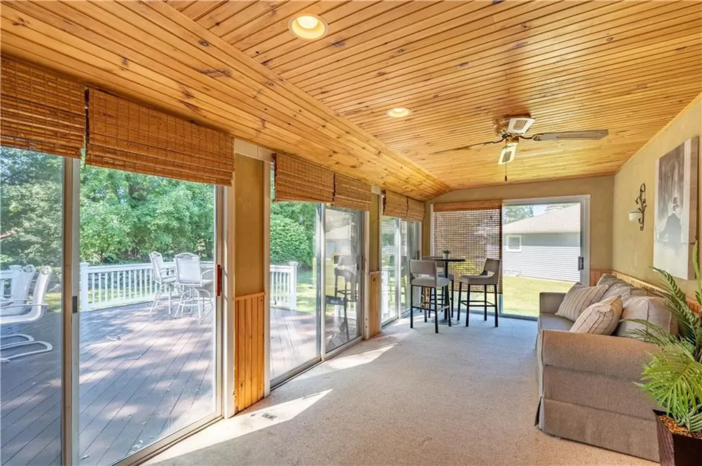 28 Cadoret Drive Cumberland RI 02864