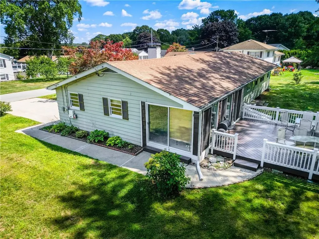 28 Cadoret Drive Cumberland RI 02864