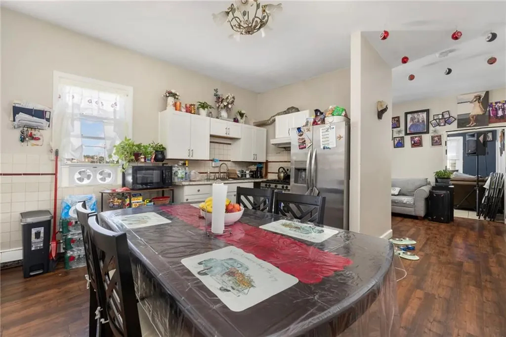 980 Chalkstone Avenue Providence RI 02908