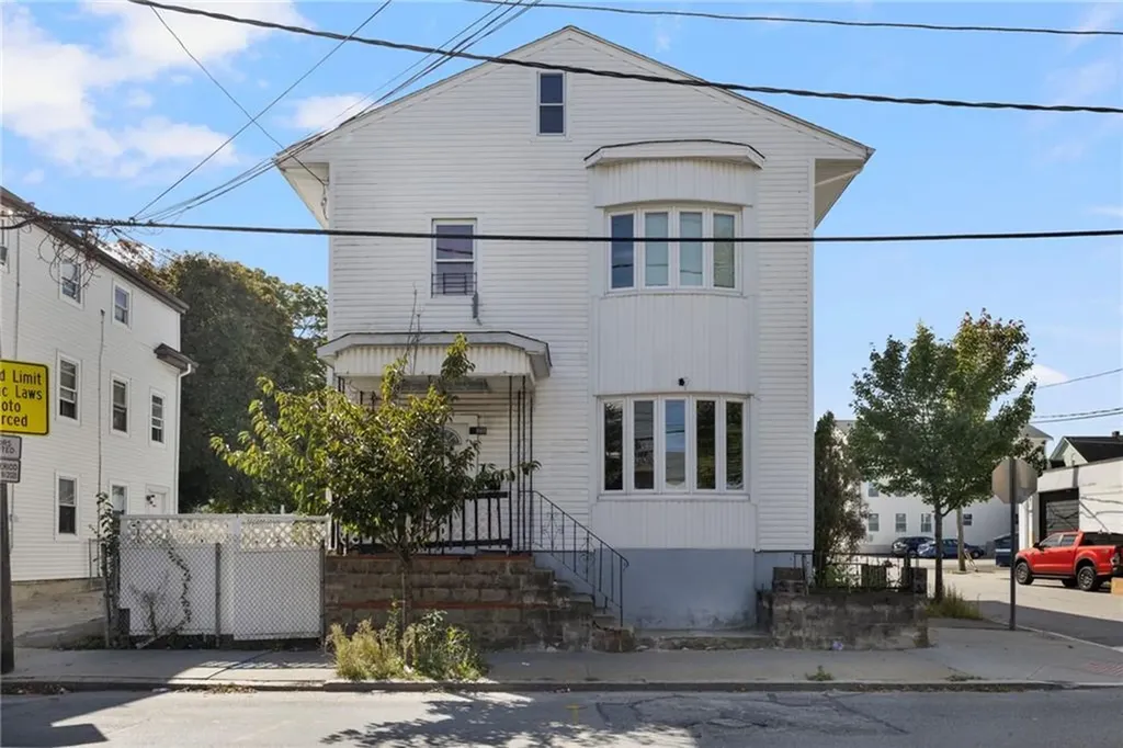 980 Chalkstone Avenue Providence RI 02908