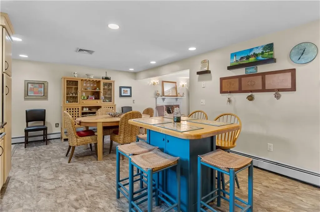 47 Flagg Avenue Warwick RI 02886