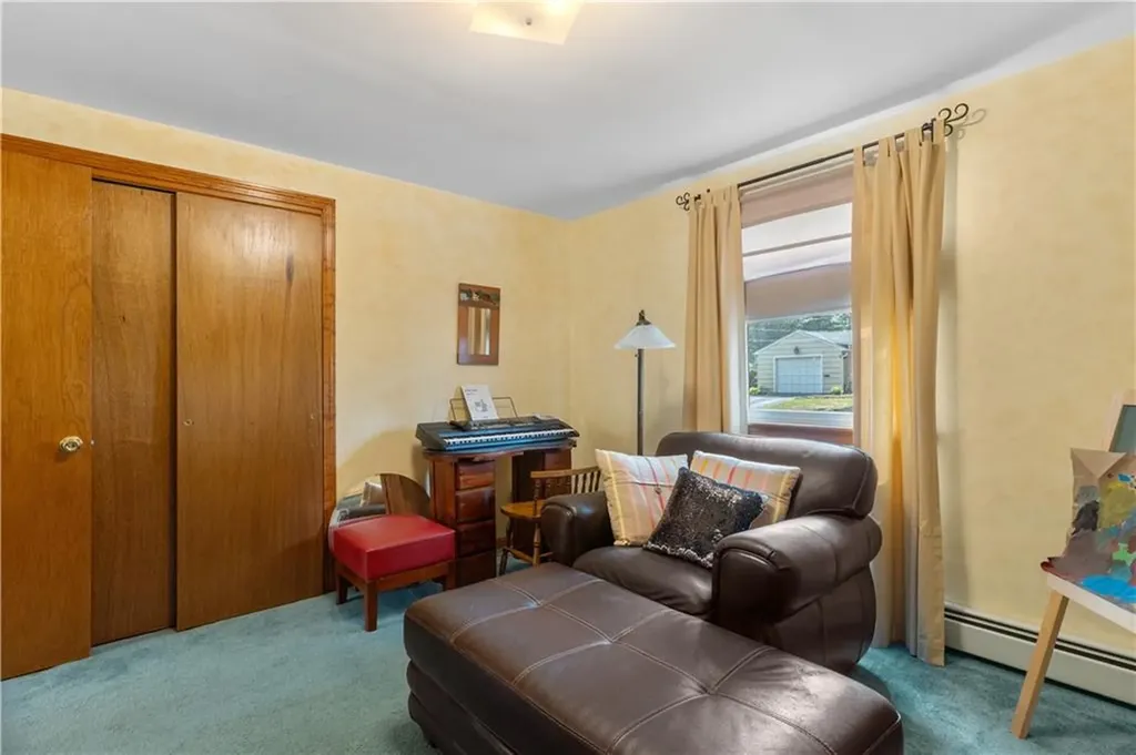 47 Flagg Avenue Warwick RI 02886
