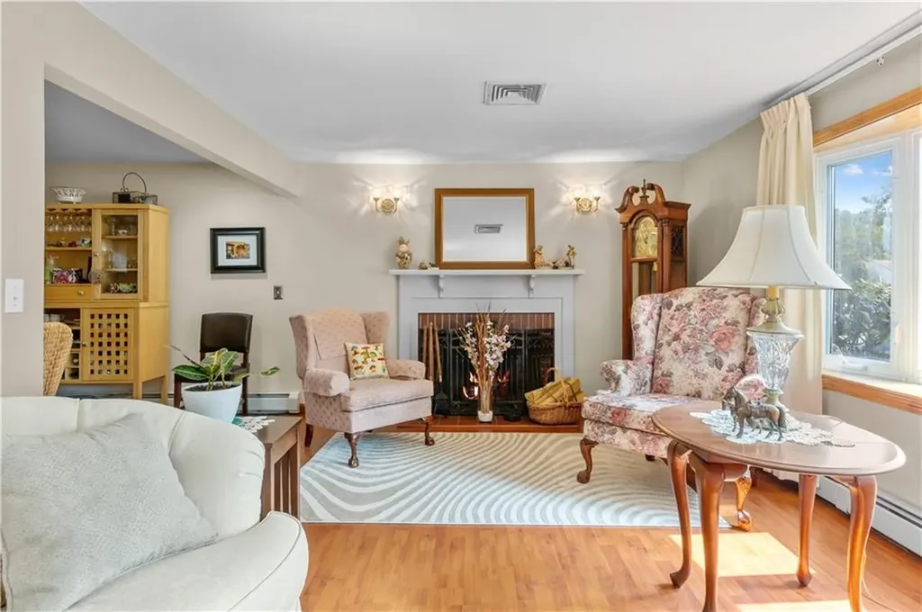 47 Flagg Avenue Warwick RI 02886