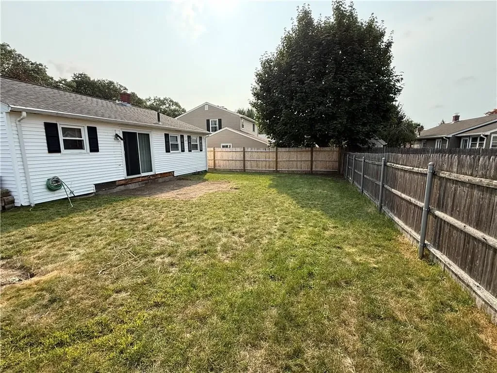 70 Glen Meadows Drive Pawtucket RI 02861