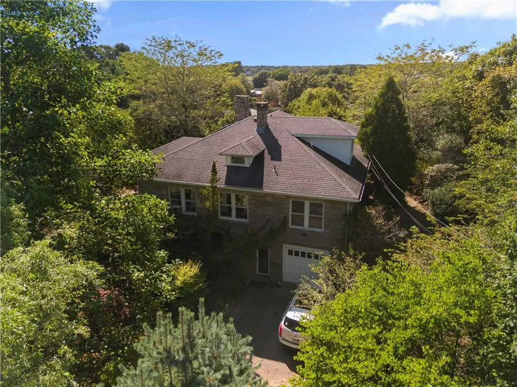 2 Brass Ring Road Westerly RI 02891