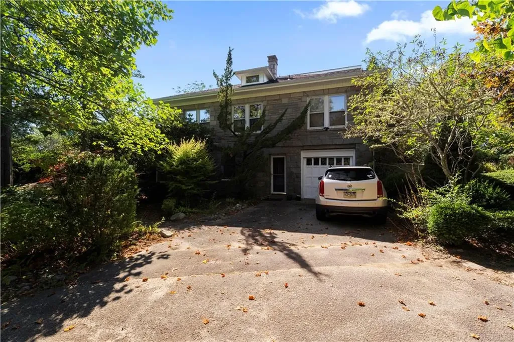 2 Brass Ring Road Westerly RI 02891