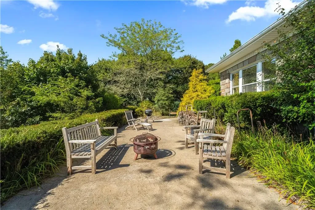 2 Brass Ring Road Westerly RI 02891
