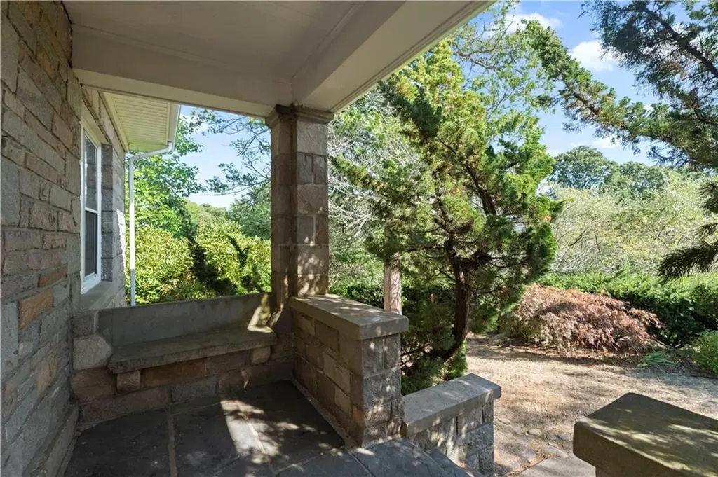 2 Brass Ring Road Westerly RI 02891
