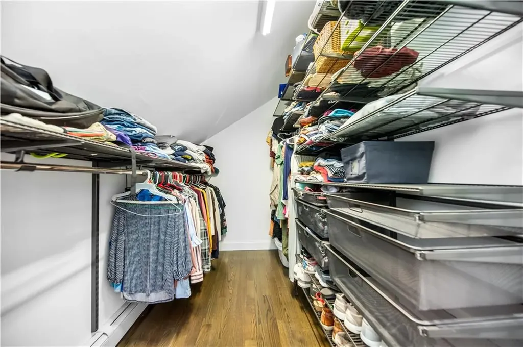 52 Benefit Street Warwick RI 02886