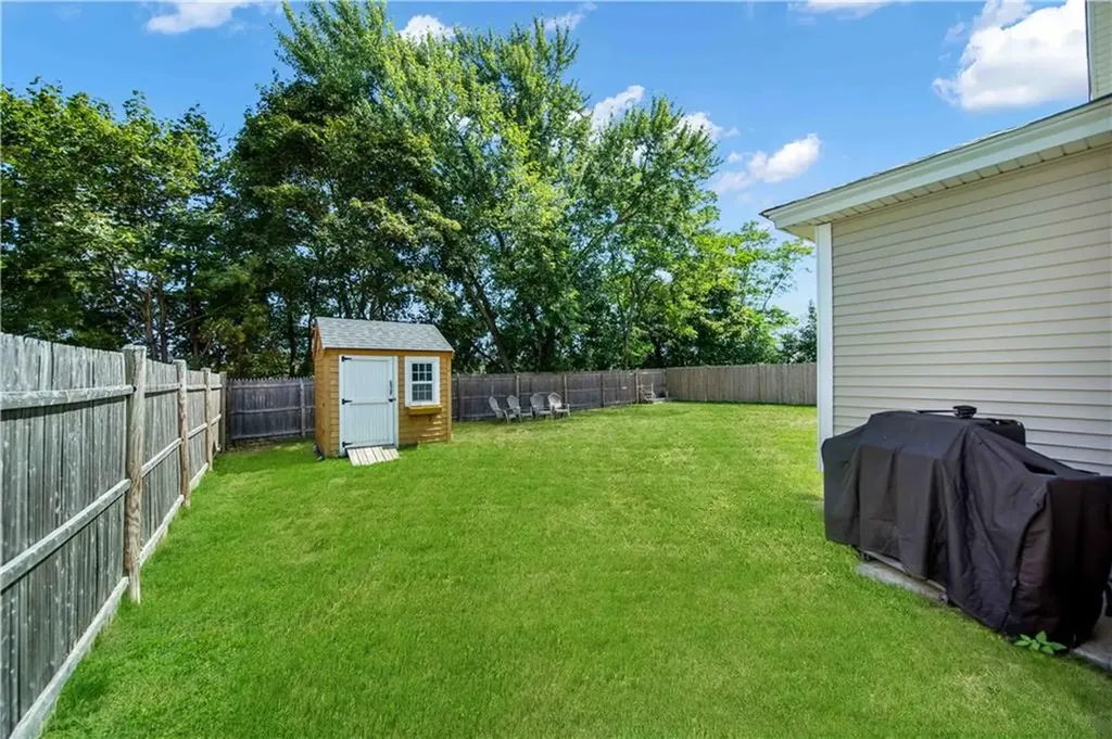 52 Benefit Street Warwick RI 02886