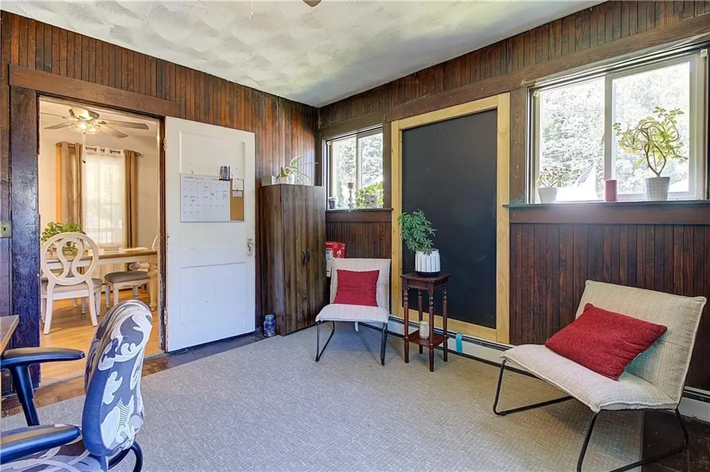 52 Uncas Street Warwick RI 02889