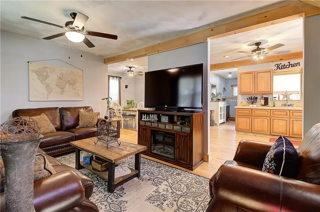 52 Uncas Street Warwick RI 02889