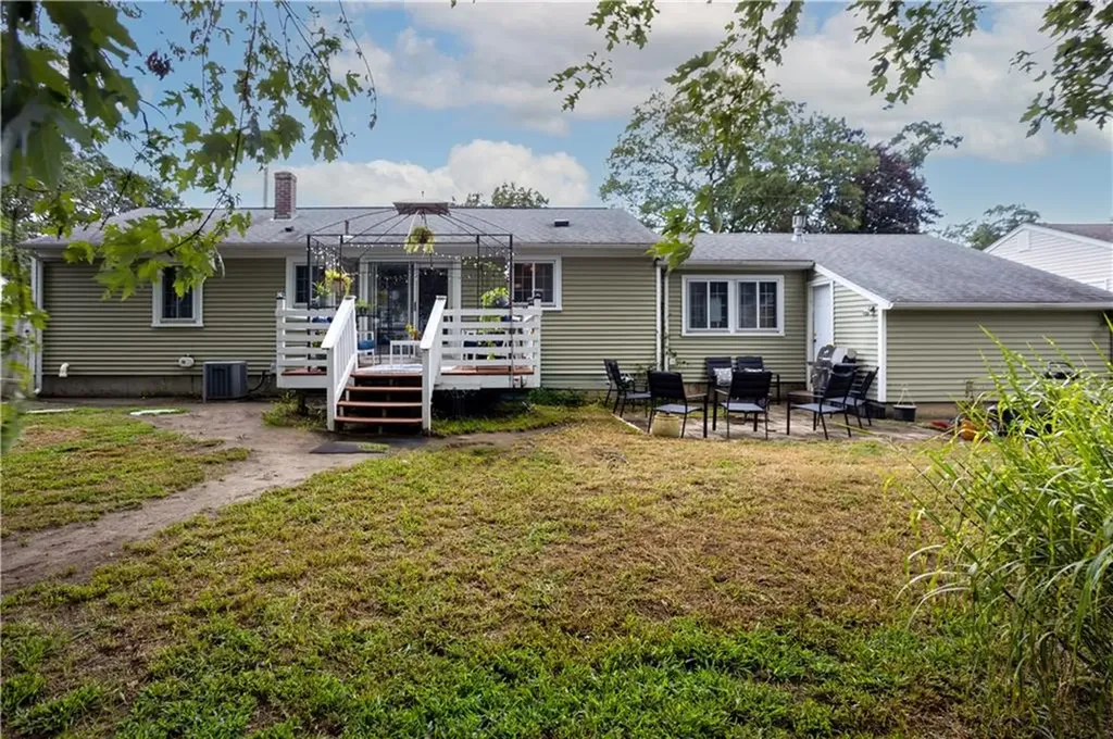 77 Adrian Street Warwick RI 02886