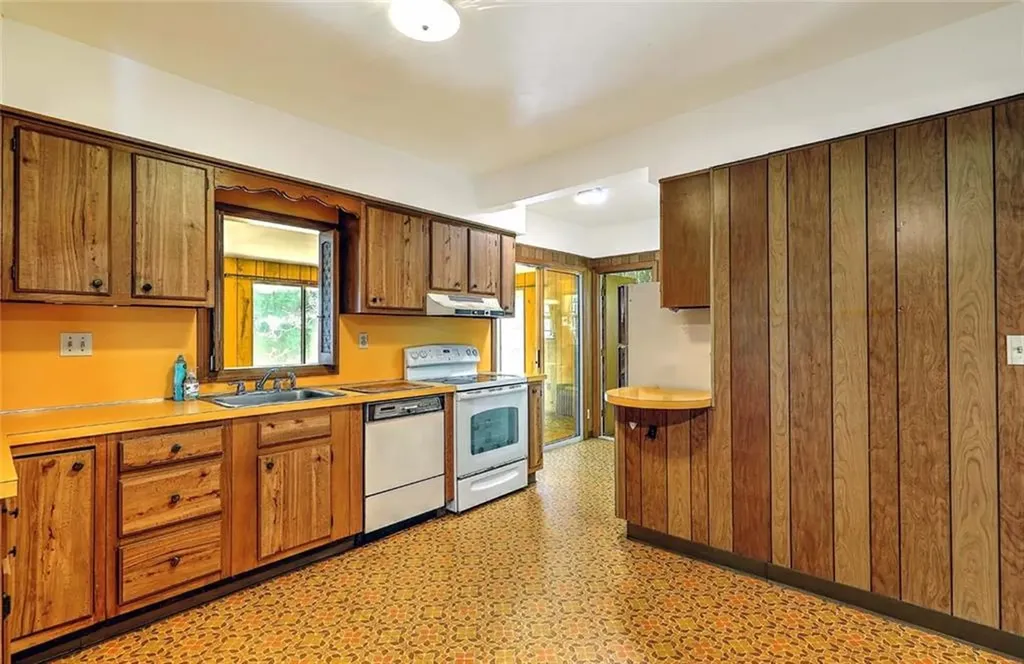 356 Taber Avenue Providence RI 02906