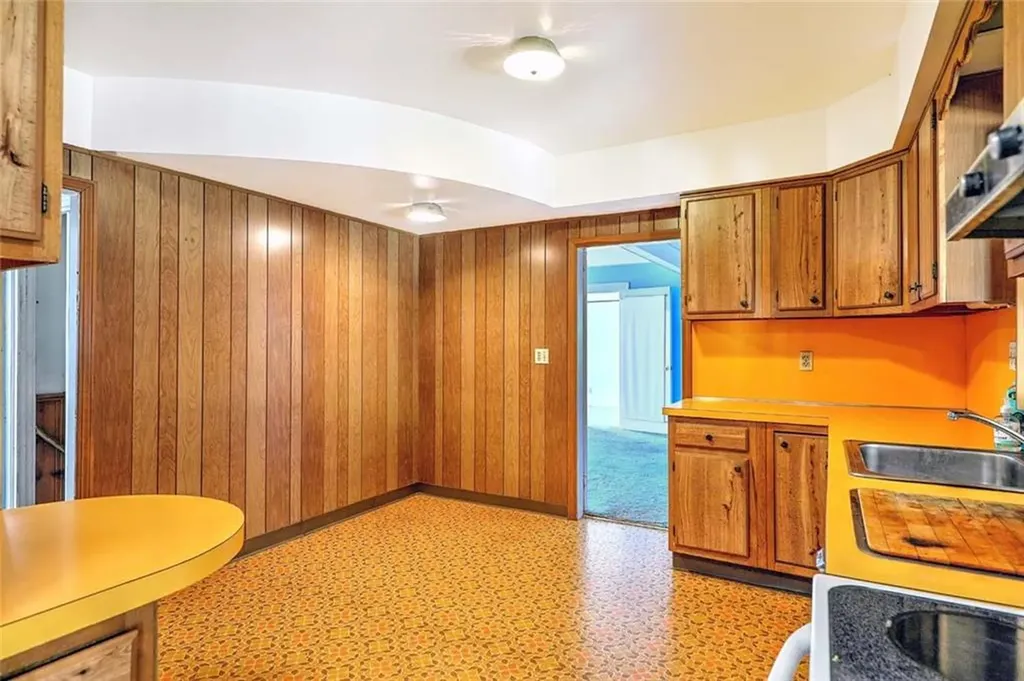 356 Taber Avenue Providence RI 02906