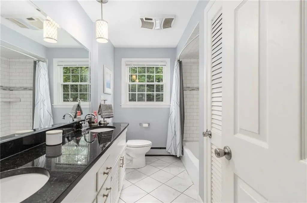 26 Ferncrest Drive Cumberland RI 02864