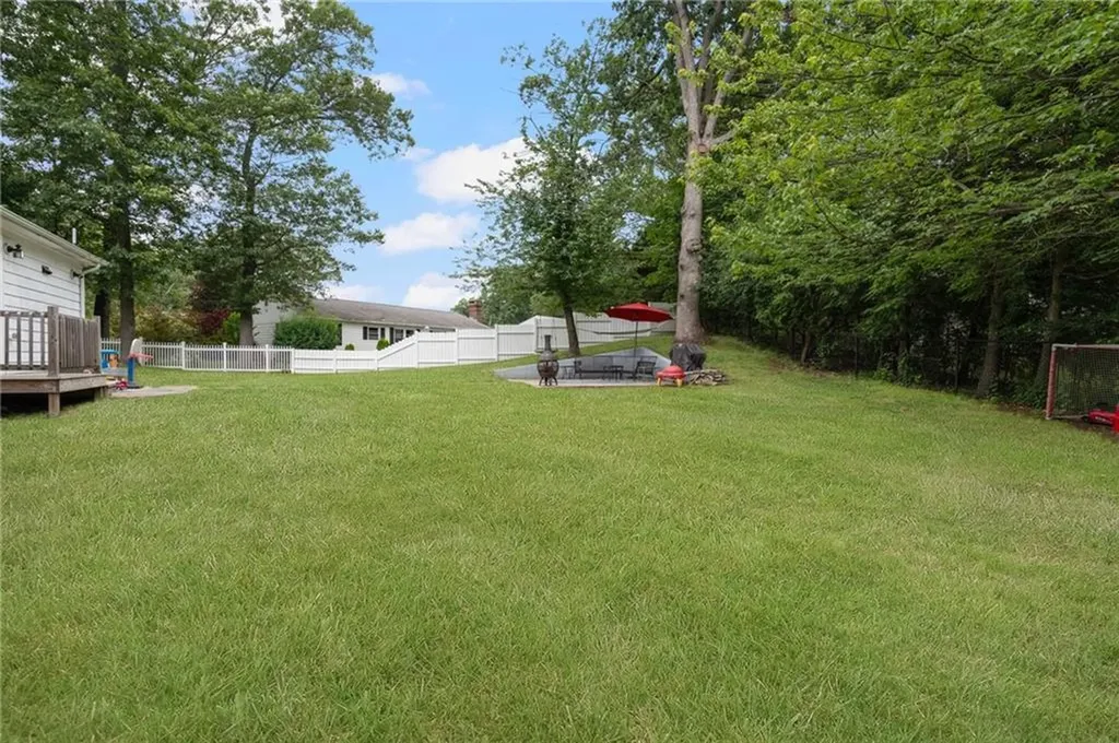 26 Ferncrest Drive Cumberland RI 02864