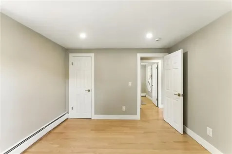 82 Barton Avenue Warwick RI 02889