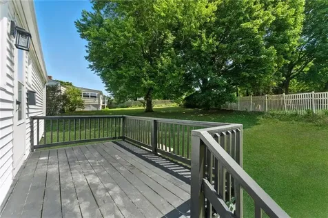 82 Barton Avenue Warwick RI 02889