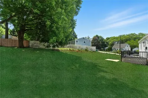 82 Barton Avenue Warwick RI 02889