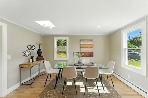 82 Barton Avenue Warwick RI 02889