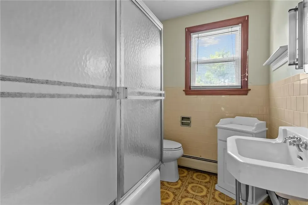10 Prospect Street Bristol RI 02809