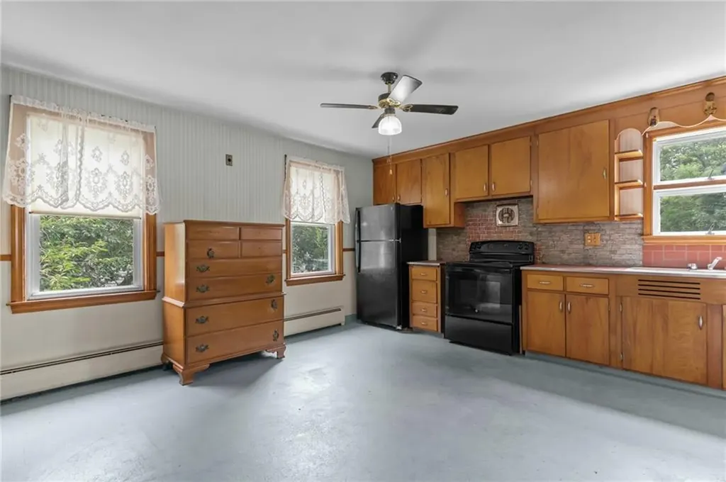 10 Prospect Street Bristol RI 02809