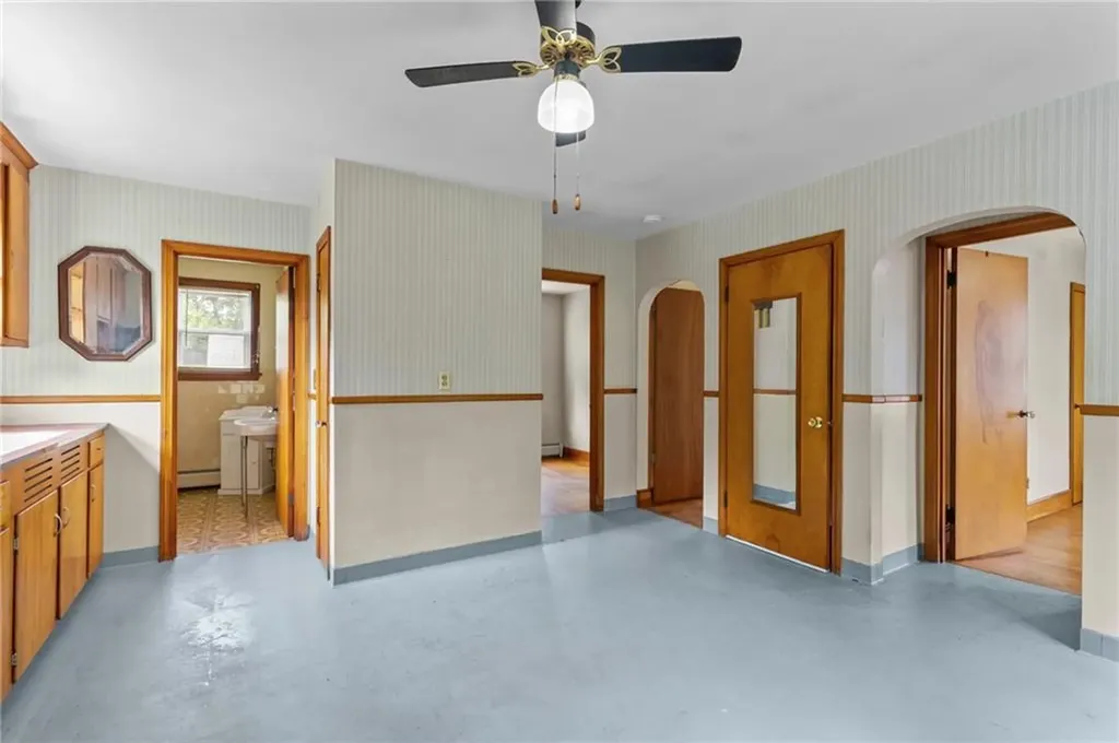 10 Prospect Street Bristol RI 02809