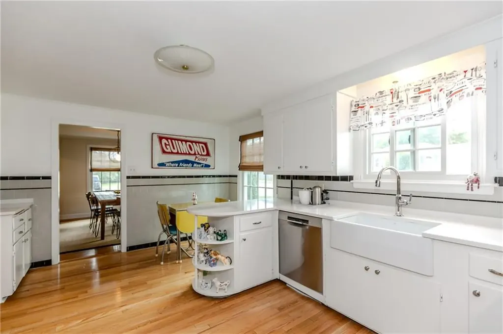 39 Jackson Road Cranston RI 02920