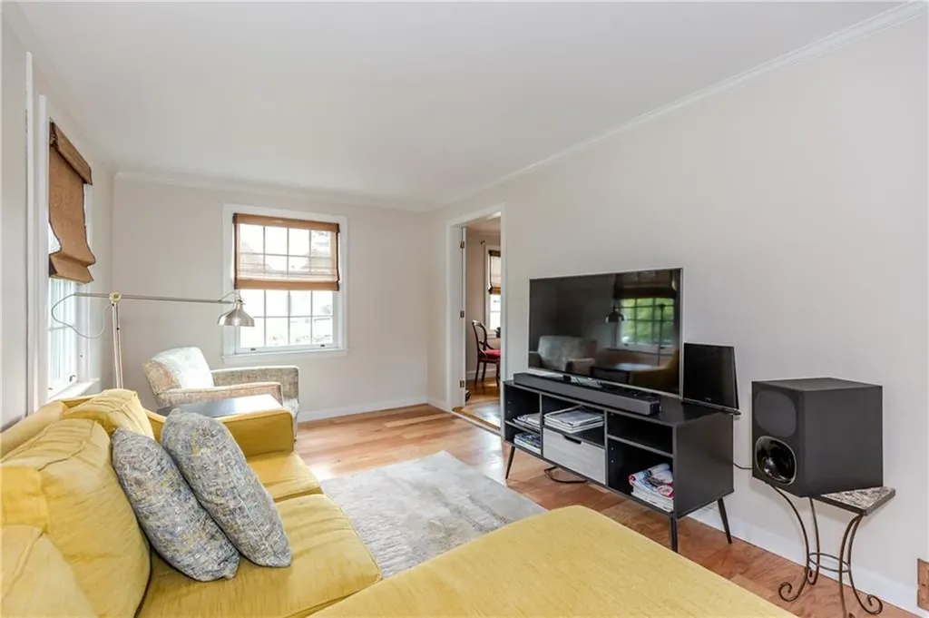 39 Jackson Road Cranston RI 02920