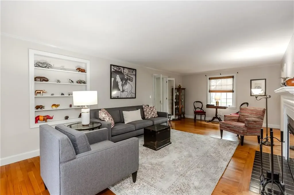 39 Jackson Road Cranston RI 02920