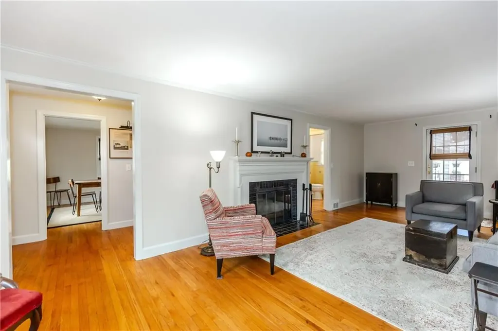 39 Jackson Road Cranston RI 02920