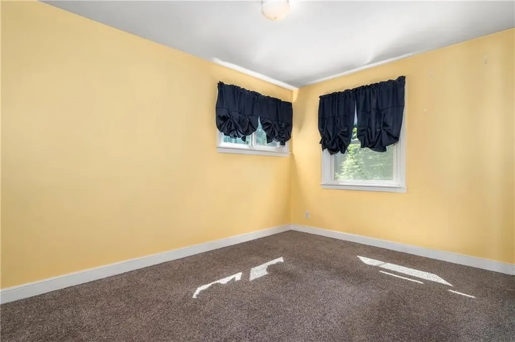 11 Salem Drive North Providence RI 02904