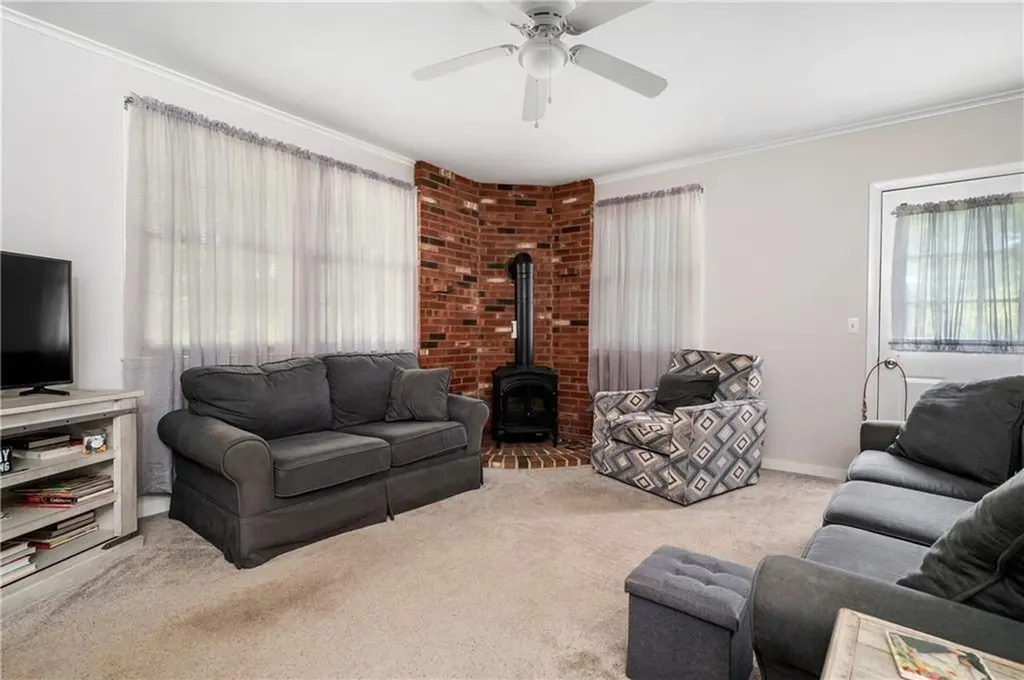 414 Knollwood Drive Woonsocket RI 02895