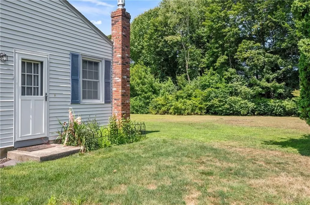 414 Knollwood Drive Woonsocket RI 02895