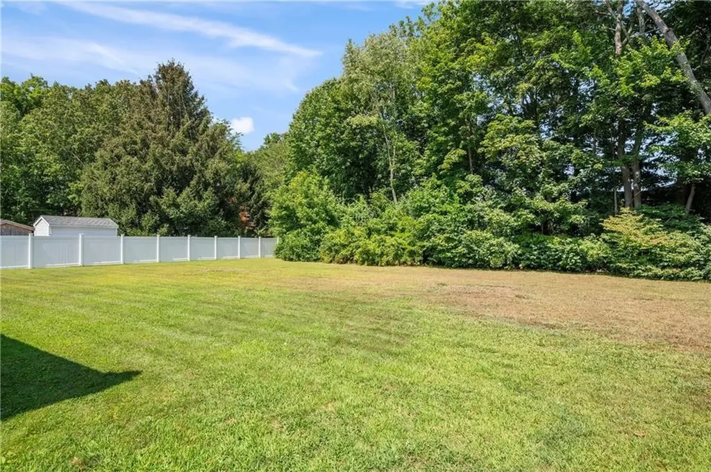 414 Knollwood Drive Woonsocket RI 02895