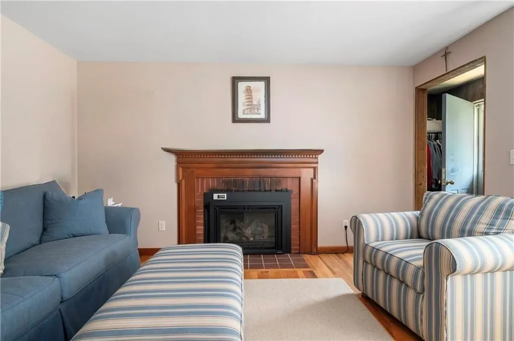 414 Knollwood Drive Woonsocket RI 02895