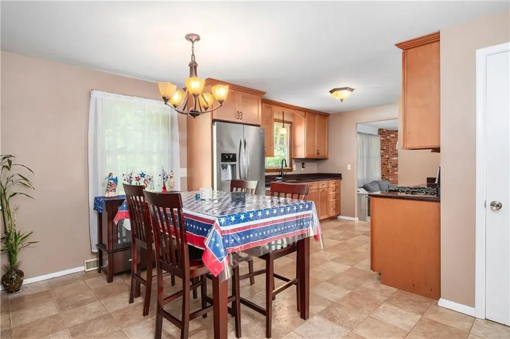 414 Knollwood Drive Woonsocket RI 02895