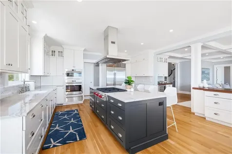 1044 Ocean Road Narragansett RI 02882