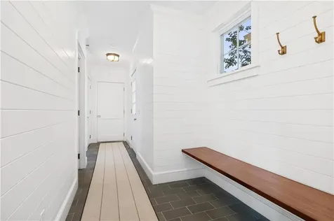 1044 Ocean Road Narragansett RI 02882