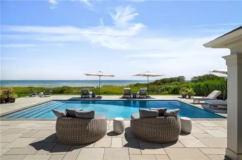 1044 Ocean Road Narragansett RI 02882