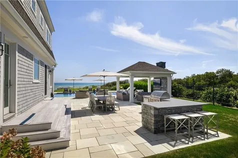 1044 Ocean Road Narragansett RI 02882