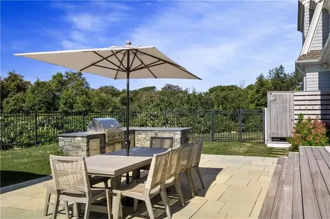 1044 Ocean Road Narragansett RI 02882