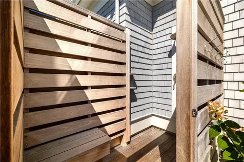 1044 Ocean Road Narragansett RI 02882