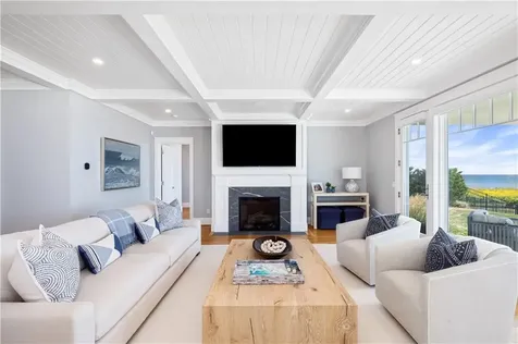 1044 Ocean Road Narragansett RI 02882