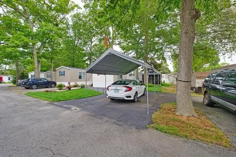 533 Forest Park Middletown RI 02842