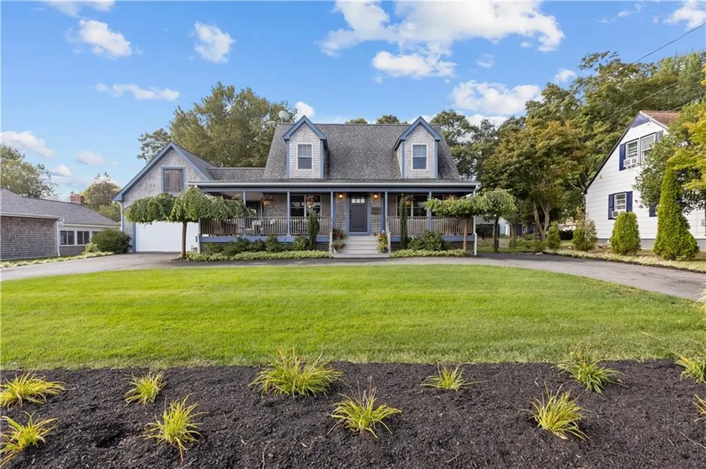 139 Durfee Road Tiverton RI 02878