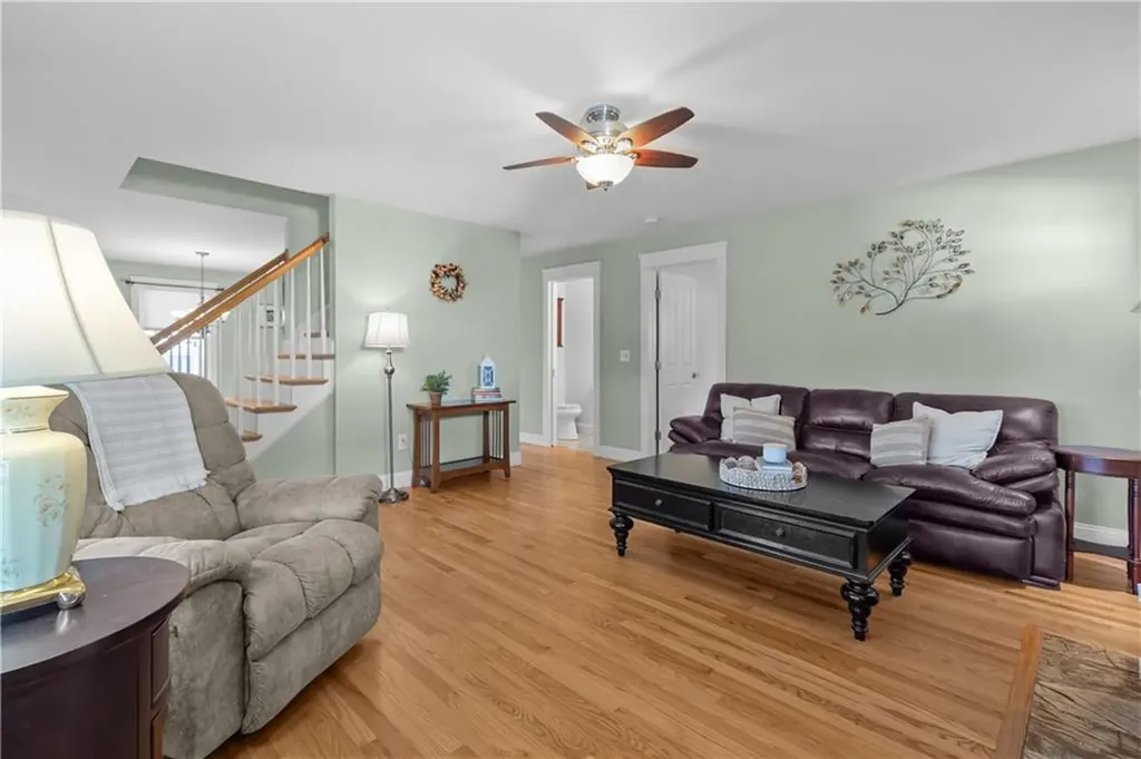 139 Durfee Road Tiverton RI 02878