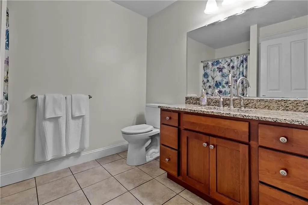 139 Durfee Road Tiverton RI 02878