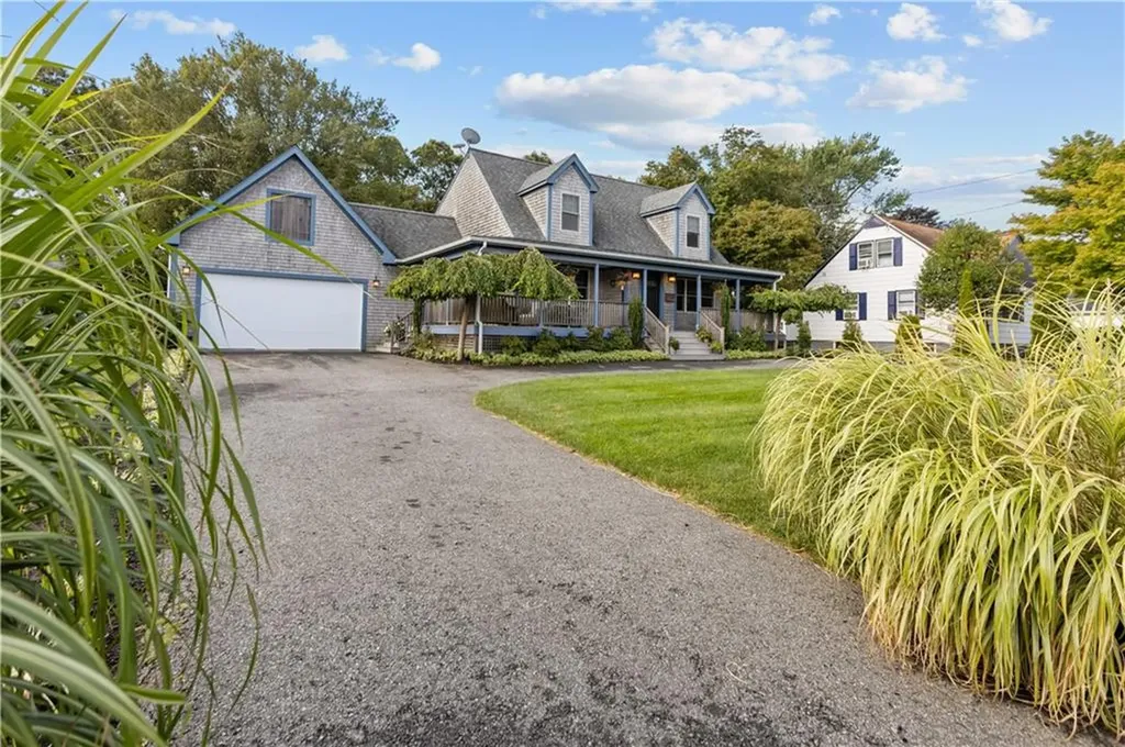 139 Durfee Road Tiverton RI 02878